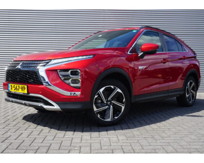 Mitsubishi Eclipse Cross PHEV Intense+ AUTOMAAT CARPLAY | CAMERA | HAAK | STOELVERW. | 2022 | Auto Aaltink