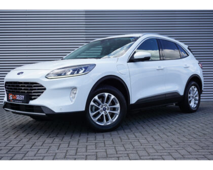 Ford Kuga 225PK PHEV Titanium AUTOMAAT | ELEC. TREKHAAK | WINTERPACK | CAMERA | 2022 | Auto Aaltink