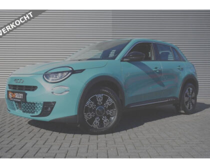 Fiat 600 101PK Hybrid Urban AUTOMAAT | CARPLAY | 17