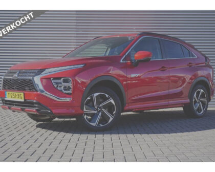 Mitsubishi Eclipse Cross 188PK PHEV Executive AUTOM | TREKHAAK | ALLSEASONS | CAMERA VERKOCHT | 2022 | Auto Aaltink
